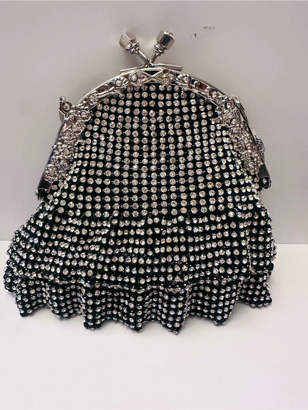 Hollywood Glamor Black/Silver & Rhinestone Skirted Frame Clutch/Purse/Handbag